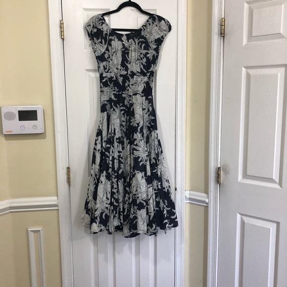 chelsea and theodore peasant dress